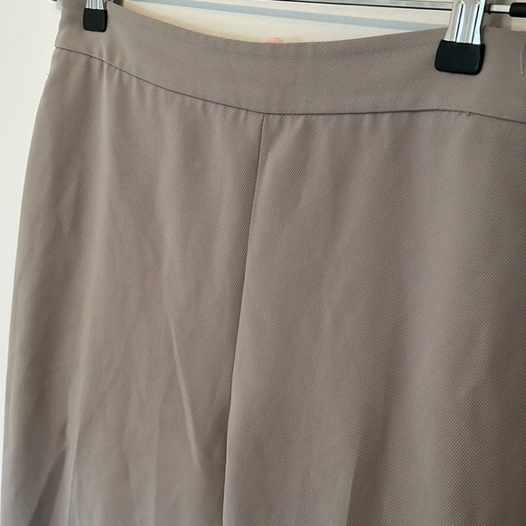 Babaton Aritzia Trouser Light Grey - Picture 3 of 6